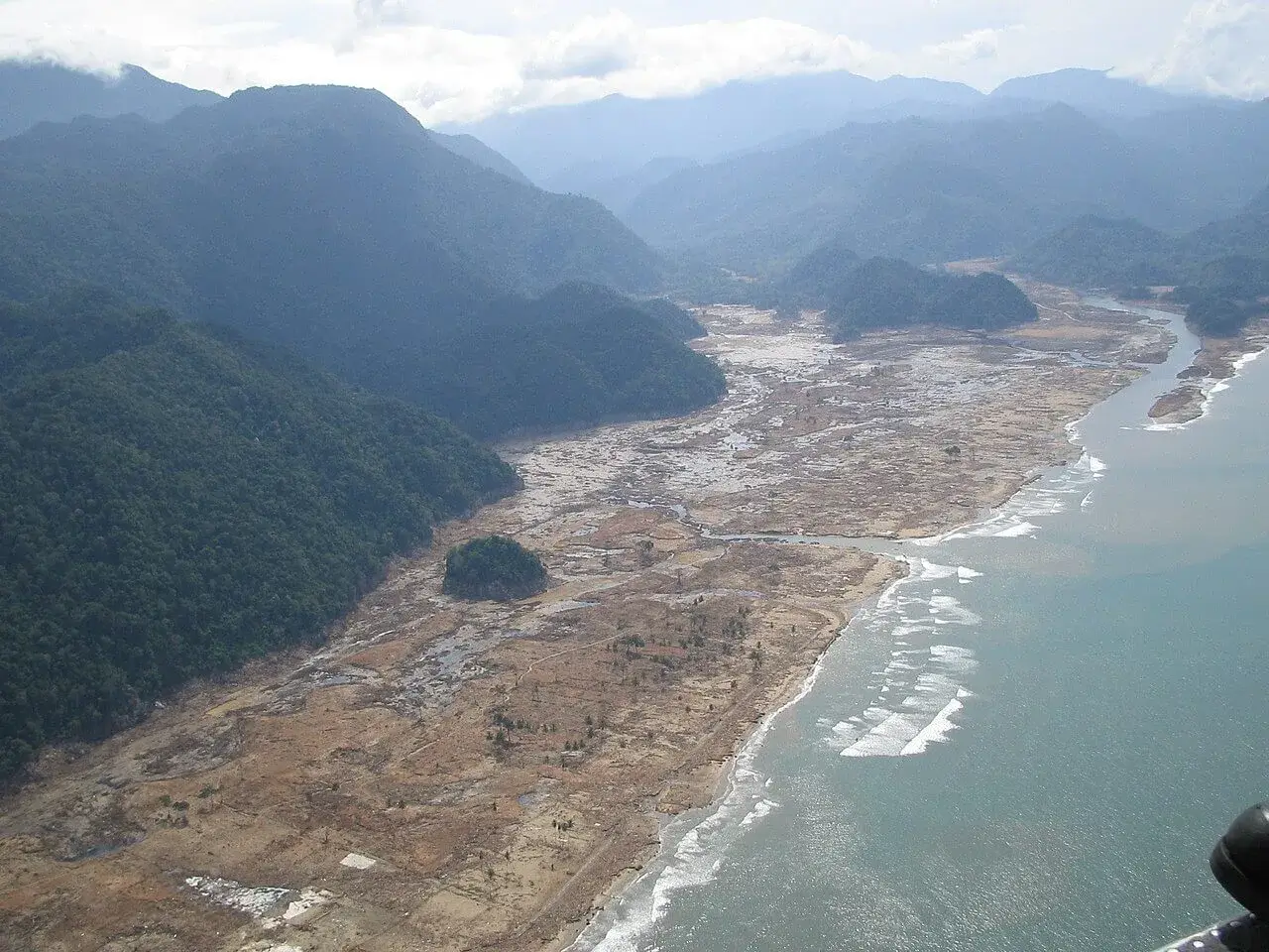 Küstenabschnitt von Leupung nach dem Tsunami in der Provinz Aceh, Indonesien
